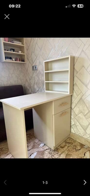 стеклянный обеденный стол: Б/у — 1