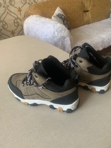 женские кеды сникерсы: Krasofka 37 razmer, Flo dan 50 azn alinib, 1-2 defe geyilib teze — 1