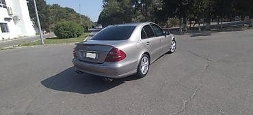 man tir: Mercedes-Benz E-Class: 2.7 l | 2003 il Sedan — 6