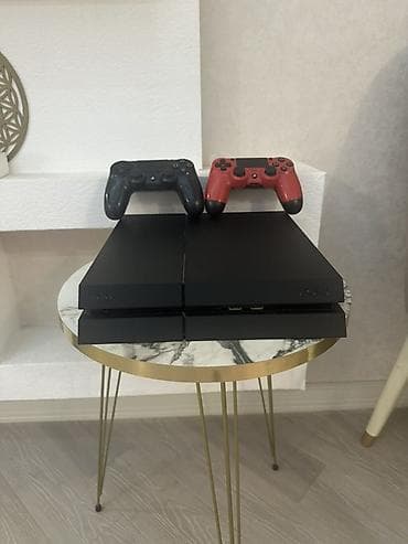 video reqistator: Məhsul: Sony PlayStation 4 (PS4) konsolu + 2 ədəd DualShock 4 pultu — 1