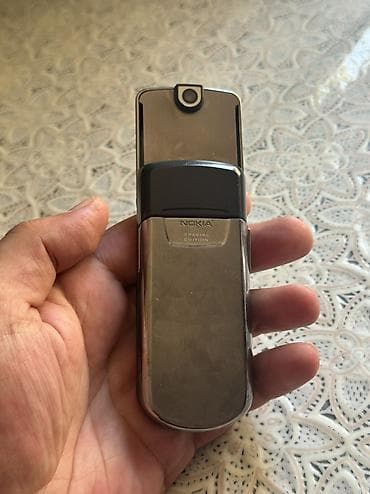 adapdir: Nokia 8 Sirocco, < 2 GB Memory Capacity, Düyməli — 3