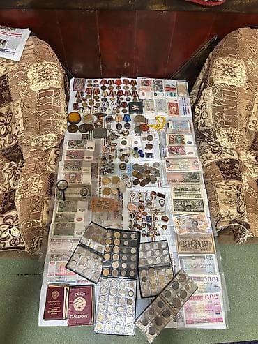 Kolleksiya: sikkələr, kağız pullar, medallar və nişanlar Təsvir: -