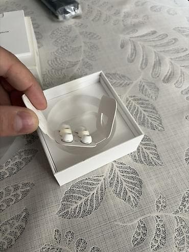 kalonka bulutuz: Apple AirPods Pro 2 (MagSafe şarj qutusu ilə) Xüsusiyyətlər: - Aktiv — 1