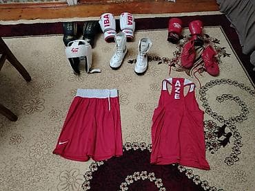 Bunlar hamsı satılır ucuz qiymətə3-4ay işlənilib ağ kask ağ əlcək ağ