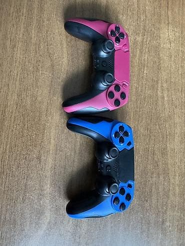 Ps4 və pc üçün pultlar yaxşı veziyyətdə type-c şnuruyla