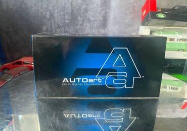 metbex tavan modelleri: Коллекционная модель Mercedes-Benz G-class W463 silver 2012 AutoArt — 3