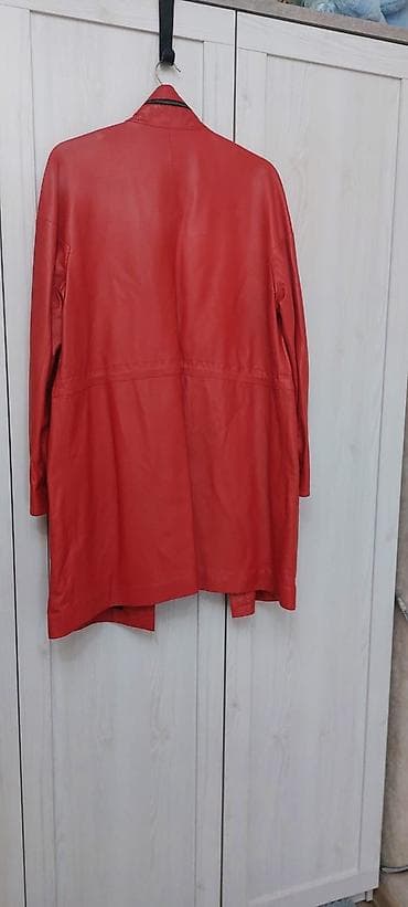 dəri geyim: Qadın uzun dəri paltar/kurtka - Rəng: parlaq qırmızı - Material: dəri — 2