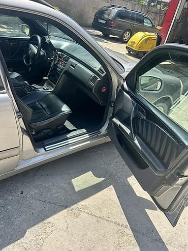 mersede: Mercedes-Benz E 220: 2.2 l | 2002 il Universal — 1