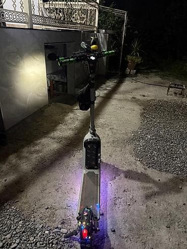 elektrikli saat: İşlənmiş Elektrik samokat 10", 251 - 350 Vt, 26 - 35 km/s, Ünvandan götürmə — 5