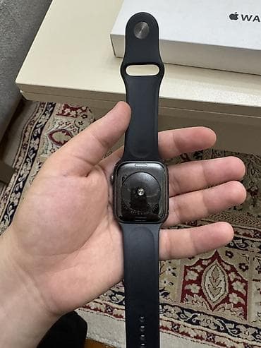 smart saatlar: Salam . Apple Watch SE 44mm Space Gray satılır. Watch ideal — 2