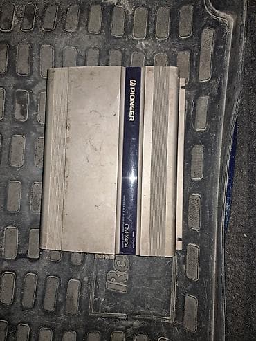 ses ucaldici: Pioneer GM-X404 – 4 kanallı avtomobil gücləndiricisi Xüsusiyyətlər: - — 5