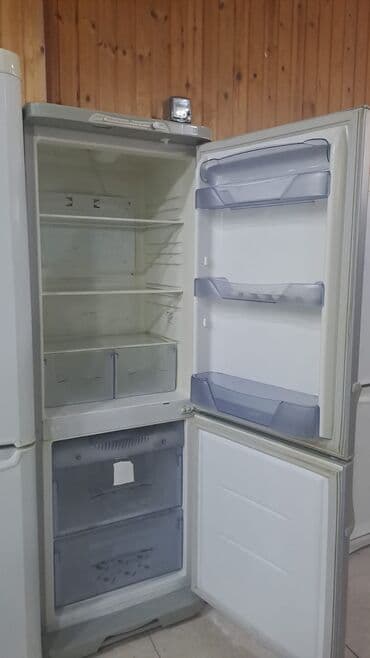 kamera balaca: 2 qapılı Beko Soyuducu Satılır, rəng - Boz — 2