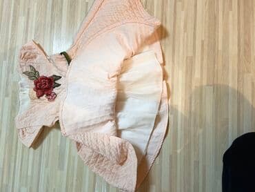 Üst geyimləri: 2-3yaş arası çəhrayı rəng yeni kimi — 3