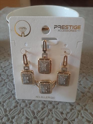 gumus destler: Prestige Accessories zərgərlik dəsti - Tərkib: sırğalar (1 cüt), üzük — 1