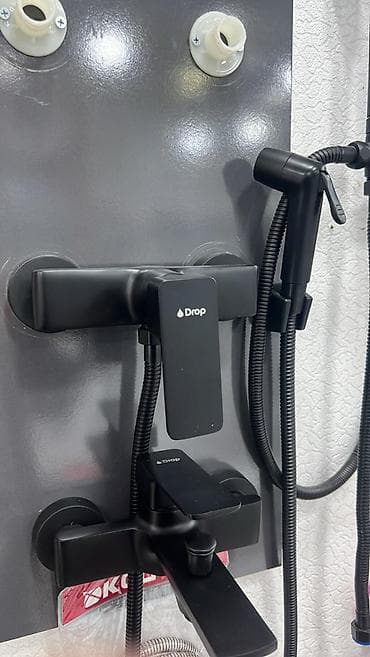 Drop brendinin qara mat banyo/dus qarışdırıcı dəsti - Divara lalafo.az -da Drop brendinin qara mat banyo/dus qarışdırıcı dəsti - Divara