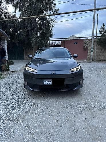 kia rio icare: Changan Qiyuan A05: 1.5 l | 2025 il 13400 km Sedan — 1