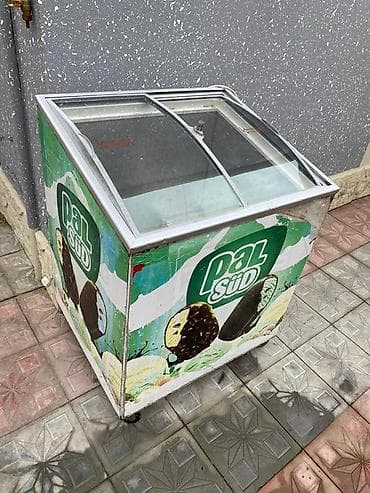 Pal Süt brendli dondurma vitrini (şüşə sürgülü qapaqlı dondurucu) -