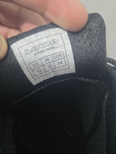 Səndəl və şəp-şüplər: LOWA kişi idman/trekkinq ayaqqabısı - Brend/model: LOWA (etiketdə — 4