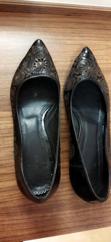 derihan ayakkabı: Tuflilər, Ölçü: 39, İşlənmiş — 1