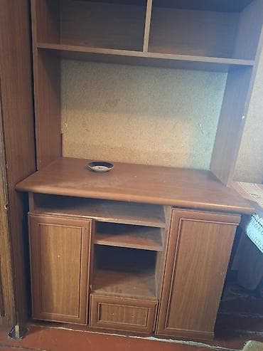 Сейфы: Mebel dəsti – klassik ağac rəngində Tərkib: - İkiqat şkaf: yuxarıda — 2