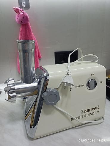 grinder: Ət çəkən maşın Geepas, Revers ilə — 2