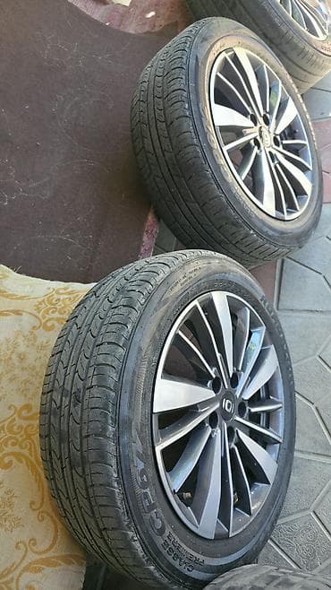 larzon disk: 4 ədəd yığılmış disk və təkər komplekti. Xüsusiyyətlər: - Disklər — 3