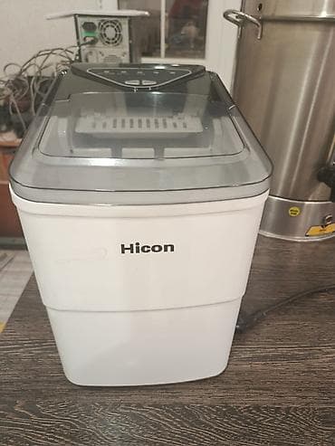 buz qablari: Hicon markalı buz aparatıdır. Portativ masaüstü model, yuxarıdan — 1