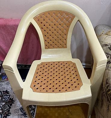 kresloları: Plastik kreslo - Material: möhkəm plastik - Rəng: krem gövdə — 1