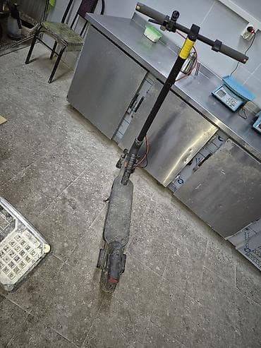 Электротранспорт: Elektrikli skuter – şəhərdaxili rahat gediş üçün. Xüsusiyyətlər: - — 2