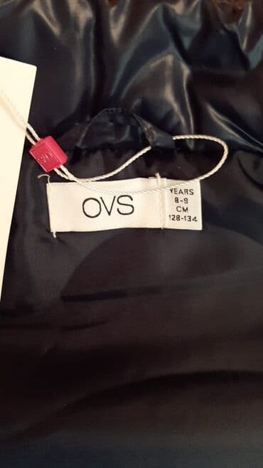 uşaqlar üçün hərbi forma: Jiletka.tep tezedir.8-9yash qiz ushagina.SON qitmet 20azn Elaqe ucun — 2