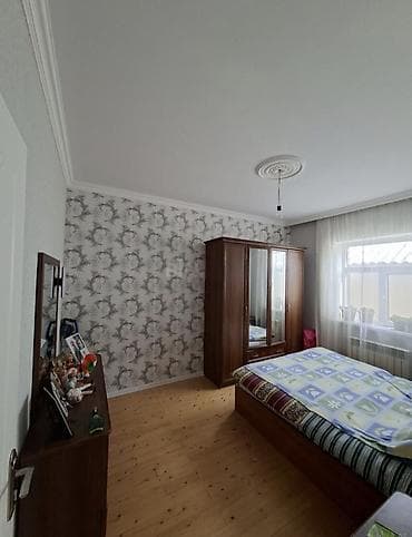 gencede ev: Lökbatan qəs. 3 otaqlı, 122 kv. m, Orta təmir — 3