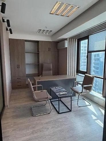 аренда под офис: İcarəyə verilir 3 otaqlı ofis 70 m², 28 May m. Daha 7 şəklə bax — 1
