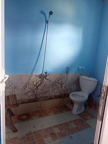 ev villa alqi satqisi: Ev Xirdalanda AAAF parkin arxasinda pillekenler olan mehlede yerlesir — 5