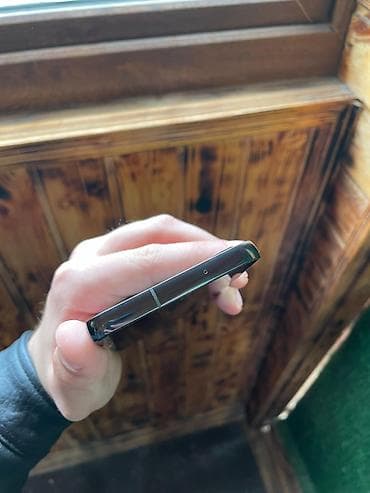 samsung 50: Samsung Galaxy S23, 256 GB, rəng - Qara, Simsiz şarj — 2