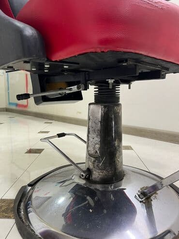 kəsim stolu: İşlənmiş, Saş kəsimi kreslosu — 3