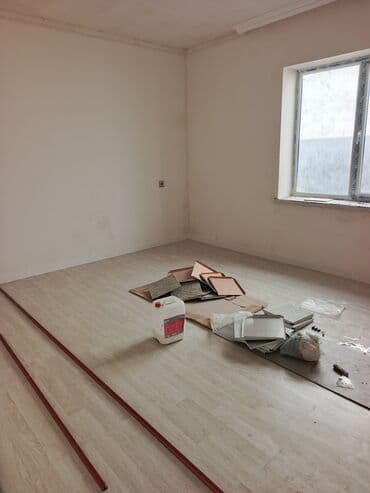 zabratda is elanlari: Satılır:Yeni Suraxanı 106 nömrəli marşrutun axrında 2 sotda 7 daş — 7