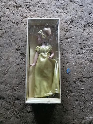 Elektrik nəqliyyatı: Kolleksiya üçün mini porselen kuklalar dəsti — 3