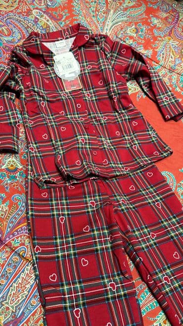 Waikikinde almiwam sehv gonderibler qiz ucun gelib.4-5 y yenidir.50