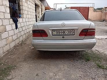 mercedes benz 208 d: Mercedes-Benz E-Class: 2.9 l | 1996 il Sedan — 2
