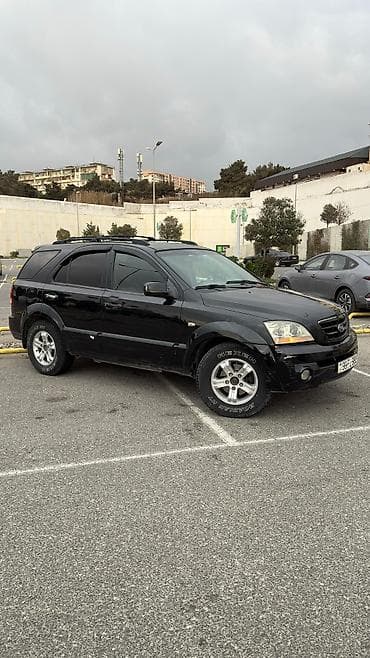 muravey satiwi: Kia Sorento – qara rəngdə, tam ölçülü SUV - Korpus: 5 qapılı, qara — 2