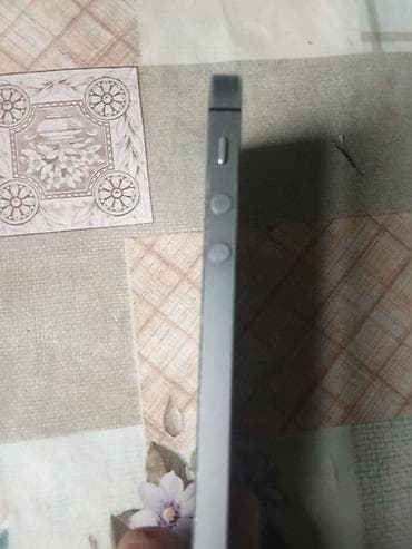 telefonlar 2ci el: Apple iPhone 5s 16yaddaş Xüsusiyyətlər: - Model: A1530 (arxa qapaqda — 4