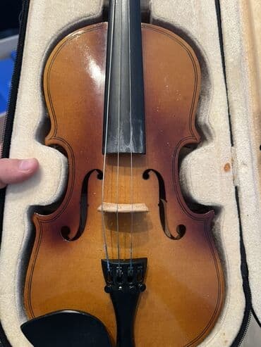 instrumentlər: Məhsul: Skripka dəsti Təsvir: - Klassik 2/4 ölçülü skripka (yarım — 2