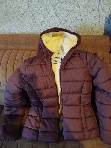 4xl nece razmerdi: Kurtka 15m
xs razmer — 2