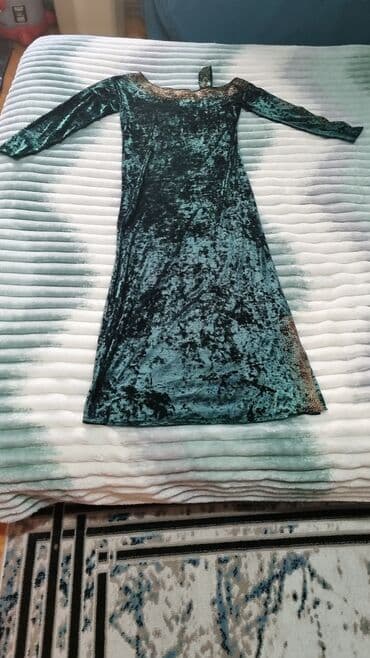 женское платье из вельвета: Ziyafət donu, Maksi, One size — 4