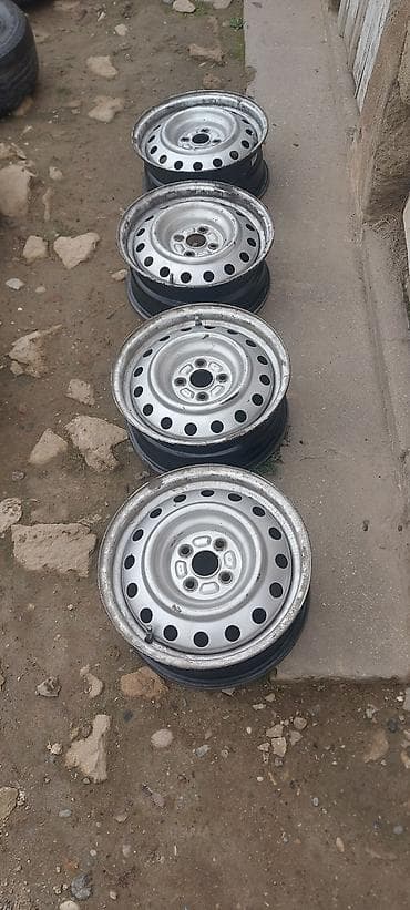 formula teker: Disk Toyota R 15, 4 Boltlu — 5