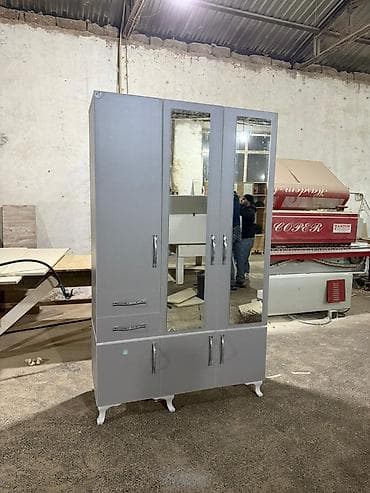 şifaner: Yeni, 3 qapılı, Güzgülü, Qəhvəyi, Digər material, Açılan, Düz dolab — 1