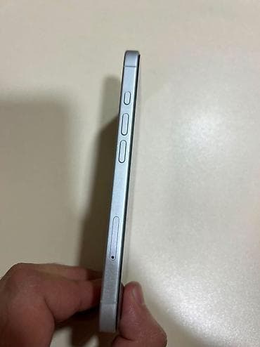 ucuz iphone 12: IPhone 16, 128 GB, Ağ, Face ID — 5
