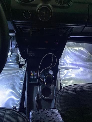 avtomobil beyni: VAZ (LADA) 2106: 1.6 l | 1992 il 85291 km Sedan — 9