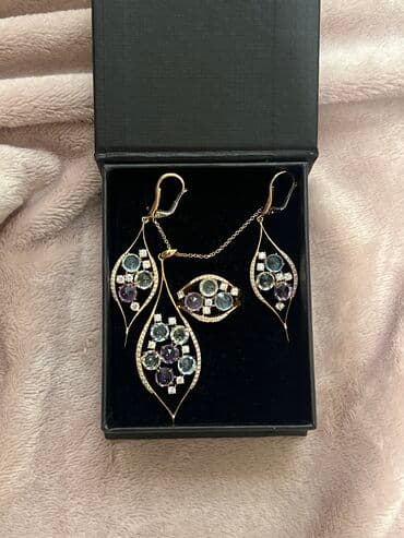 kişi üzükleri qızıl: Qızıl komplekt — 1