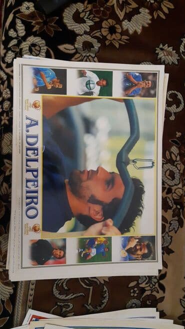 ustunde gerb olan qepik: İtaliya futbolu şəkilləri — 17